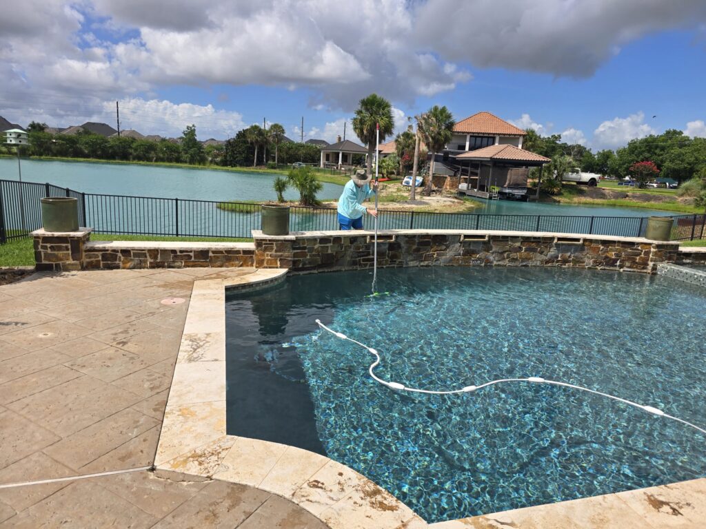 Aqua Cove Pools | Pool Cleaning